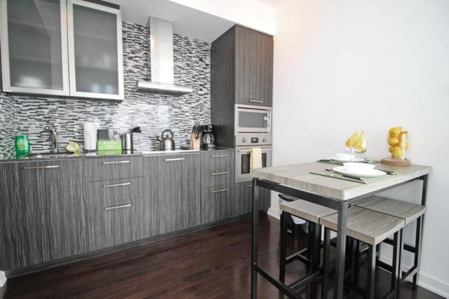 Presidential 2+1Br Condo, Entertainment District Toronto Exterior photo